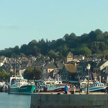 Le Maely, Au Calme, Centre De *