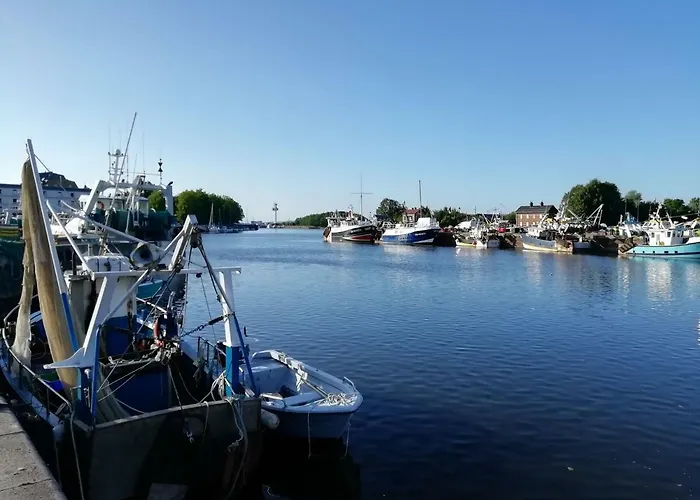 Le Maely, Au Calme, Centre De